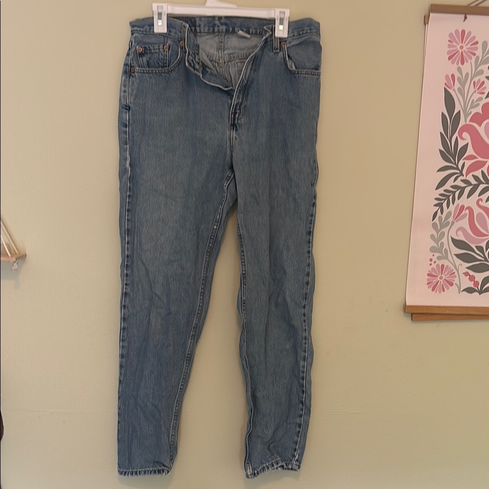 Levi 560’s loose fit straight leg women’s jeans